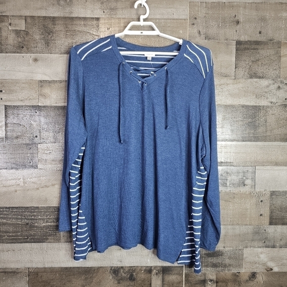 New Avenue Women's Plus Nautical Look Knit Top V-Neckline Drawstring Tie - Picture 1 of 7